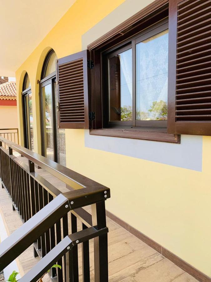 Vivienda Vacacional Tinizara Arona  Exterior foto